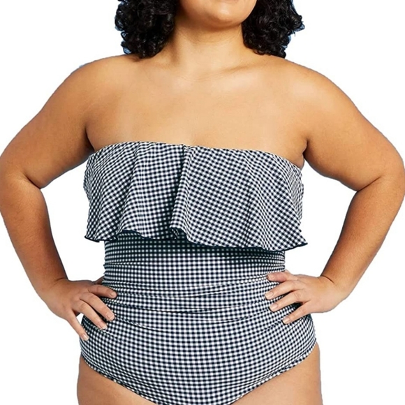 Swimsuit - Picture 4 of 4